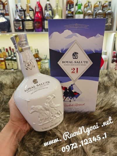 Rượu Chivas 21 The Snow Polo Edition